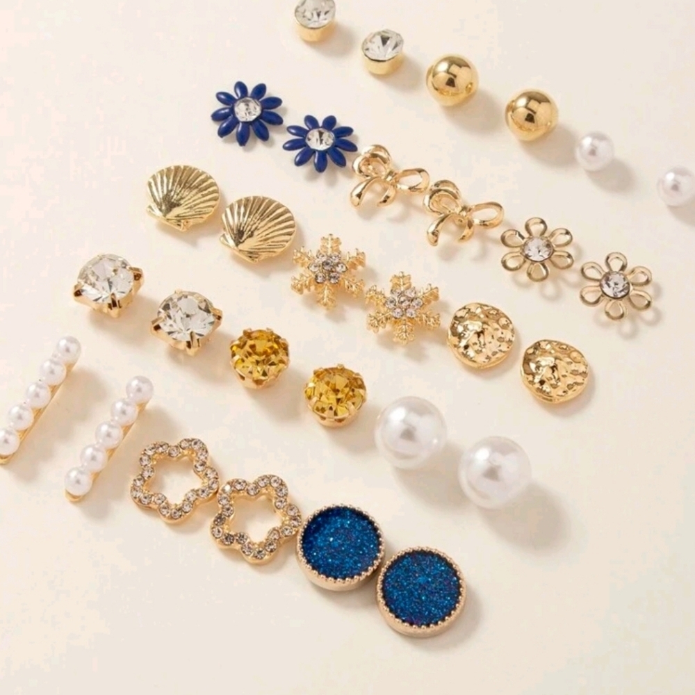 Elegant Stud‎ Earring Set - Trendy & Stylish Jewelry Collection - Picture 3 of 3